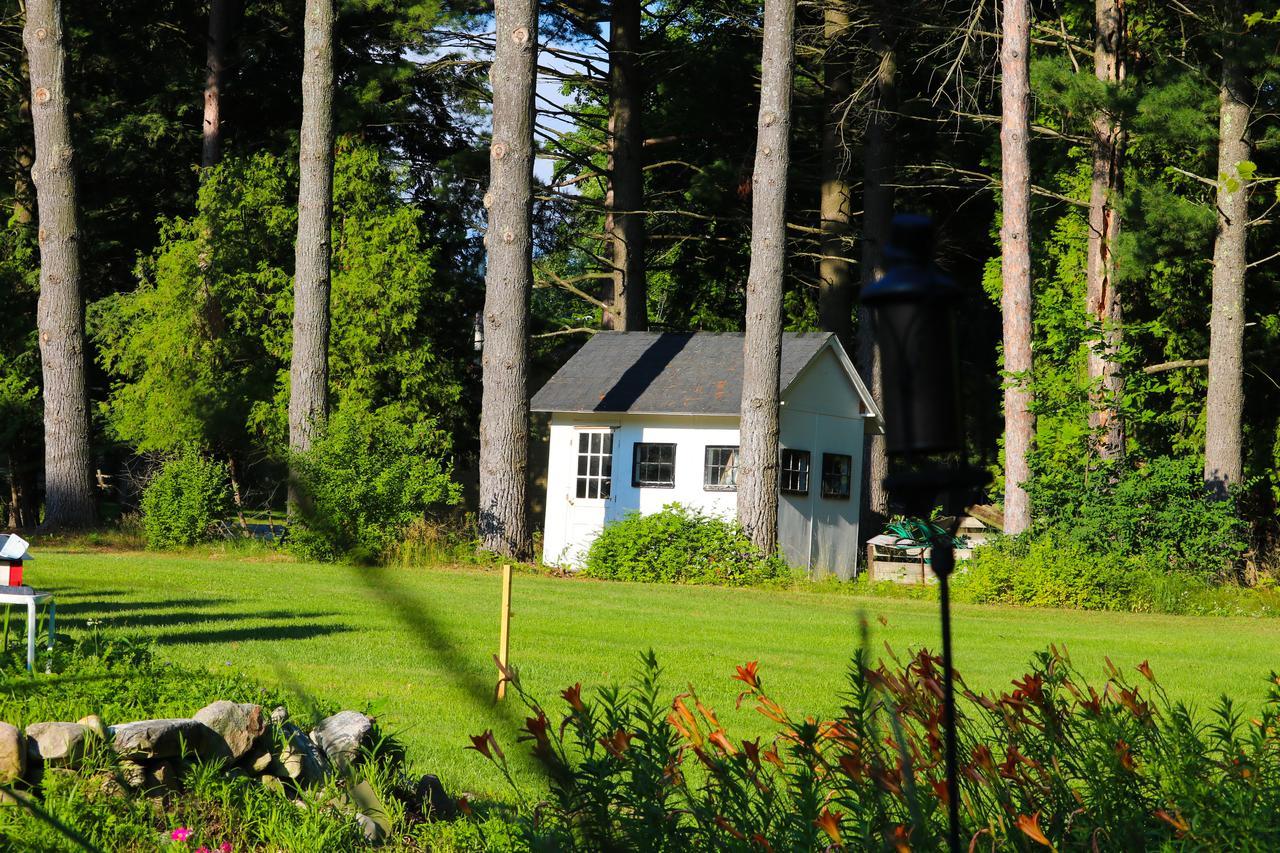 Mill Pond Inn Northport Exterior photo